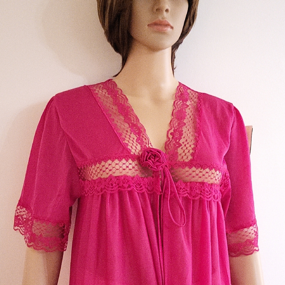 Vintage Pink Lace Trim Nightgown / Sz S / Magenta
